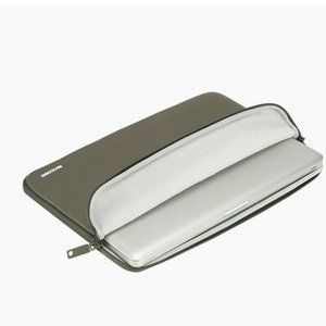 InCase ariaprene neoprene 12" classic sleeve for notebook NWT